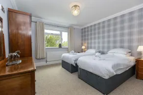 The Lodge - Room