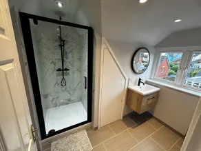 12 Clos Yr Wylan - Bathroom