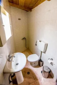 Vafes Traditional Stone Houses - Baño