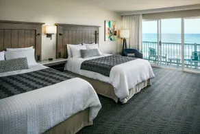 Beachfront Inn - Rom