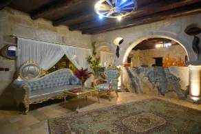 Holiday Cave Hotel - Reception