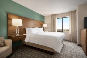 Staybridge Suites Oklahoma City-Quail Springs by IHG - Room