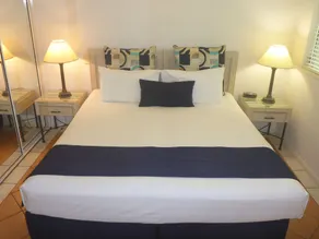 Palm Cove Tropic Apartments - Habitación