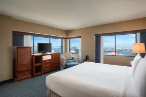 Crowne Plaza Hotel Los Angeles Harbor by IHG - Vue de la chambre