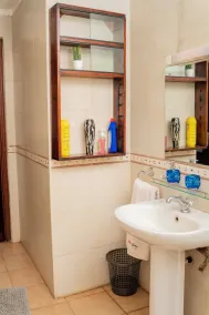 Sherry Homes Zana 2 - Badezimmer