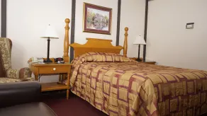 McIntosh Country Inn & Conference Centre - Room