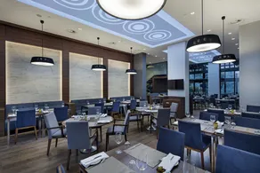 Hilton Garden Inn Izmir Bayrakli - Restaurante
