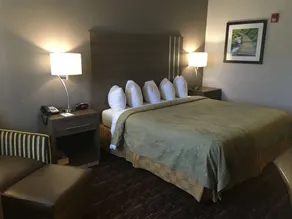 SureStay Plus by Best Western Edmond - Chambre