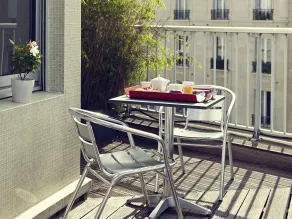 Relais de Lyon by Malone - Vue de la chambre