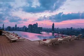Avani Plus Riverside Bangkok Hotel - Piscine