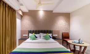 Treebo Premium New Light Suites - Rom