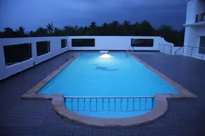 Hotel Dewland - Pool