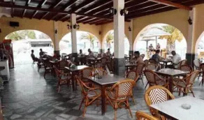 Lemon Grove Hotels And Studios - Restaurant