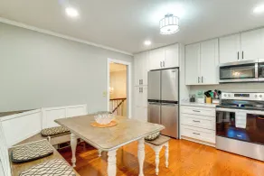 1 Mi to Dtwn: Quiet Retreat w/ Yard in Clinton - Interiör