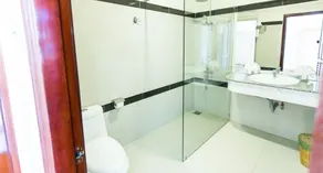 Hoang Yen 2 Hotel - Casa de banho