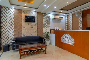 FabHotel Super 3 Premium - 800m from Kashi Vishwanath Temple - Réception