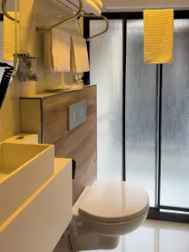 Positive Hotel - Bathroom