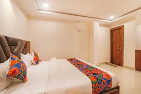 FabHotel Rachna Palace and Banquets - Nr Lekhraj Metro Station - Chambre