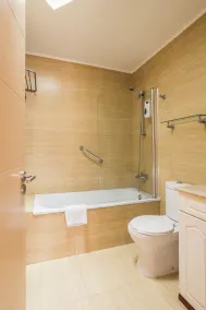 Hotel Serena Suite - Bathroom