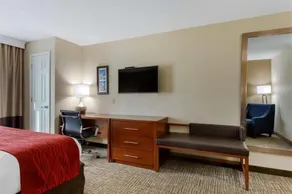 Springplace Inn & Suites - Zimmer