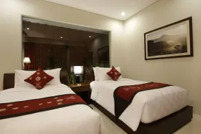 Royal Nyanyi Villa - Rum