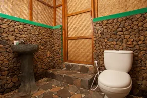 RedDoorz near Banyuwangi Kota Train Station - Salle de bain