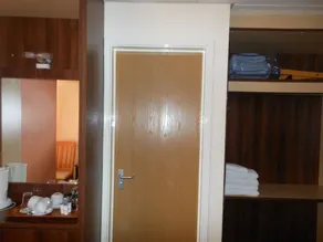 The Gatwick White House Hotel - Room