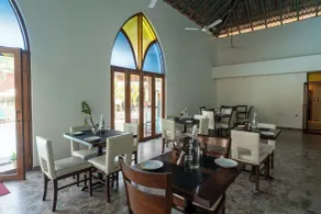 The Grand Leoney Resort - Restaurant