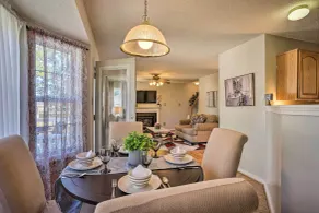 9 Mi to Richmond: Sandston Home w/ Office - Interiör