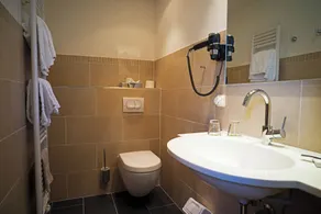 NaturPurHotel Maarblick - Banheiro