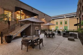 Hampton Inn & Suites New Orleans Convention Center - Piscine