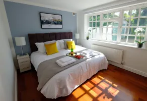 Riverwalk Apartment One - Room