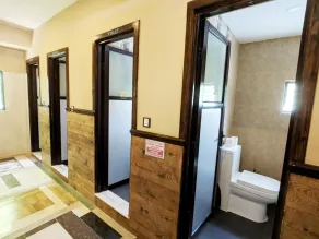 Hotel Forest Lake Backpackers' Hostel - Bathroom