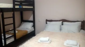 Lutrezi Guest House - Room