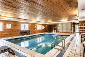 Comfort Inn & Suites - Hannibal - Piscine