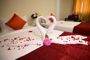 Yagappa Heritage Resort - Near Lake & Bus Stand - Zimmer