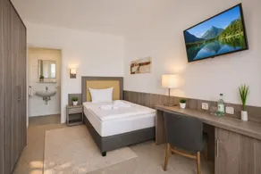 Sunny Hotel Regenstauf - Rom
