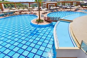 Azura Complex - Pool