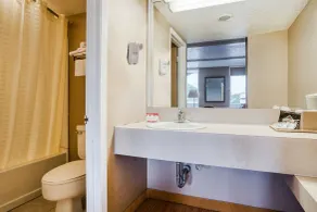 OYO Hotel Wichita Falls - Downtown - Salle de bain
