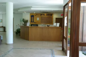 Hylatio Tourist Village - Réception