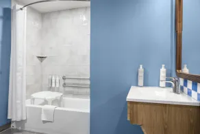 Home2 Suites by Hilton Outer Banks Kill Devil Hills - Baño