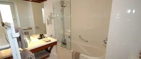 Hotel Les Almadies - Coeur de Ville - Bad