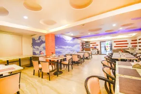 Fabhotel Emerald - Restaurante