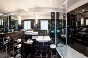 Grandium Hotel Prague - Bathroom