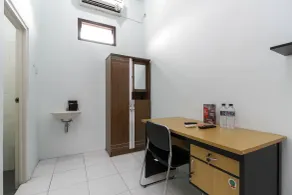 RedDoorz @ Jagakarsa 2 - Zimmer