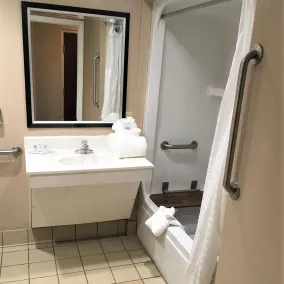 Comfort Inn & Suites Asheboro East - Salle de bain