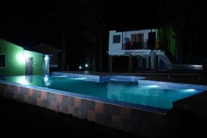 Misty Dam Resort - Pool