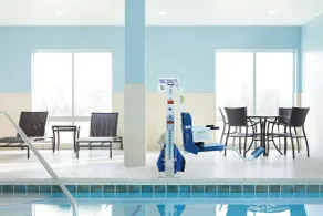 Holiday Inn Express and Suites Winchester by IHG - Piscine