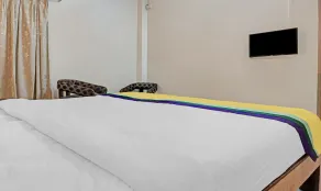 Itsy Hotels Ranjeet - Room