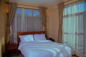 Peak Hotel & Safaris - Room